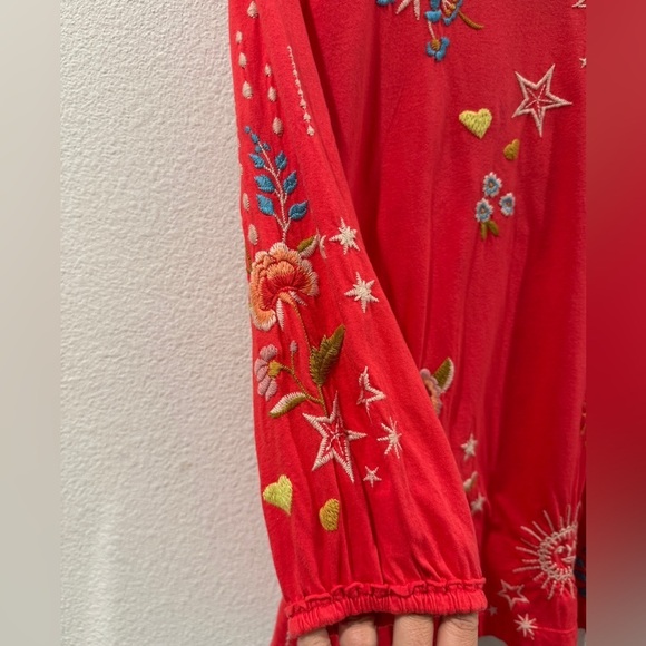 Johnny Was Embroidered Floral Heart Eyes Stars Pink Quarter Sleeves Boho Top XS - Picture 12 of 16